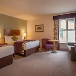 Maldron & Leisure Centre, Galway فندق