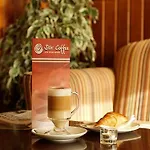 Maldron & Leisure Centre, Galway 4* أورانمر