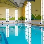 Maldron & Leisure Centre, Galway فندق