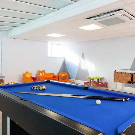 Maldron & Leisure Centre, Galway 4*