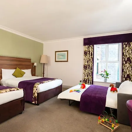 Maldron & Leisure Centre, Galway 4*