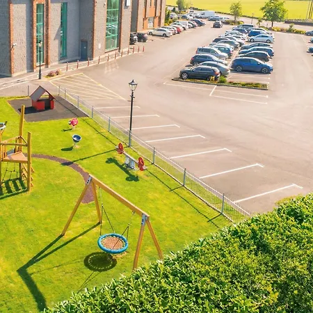 فندق Maldron & Leisure Centre, Galway