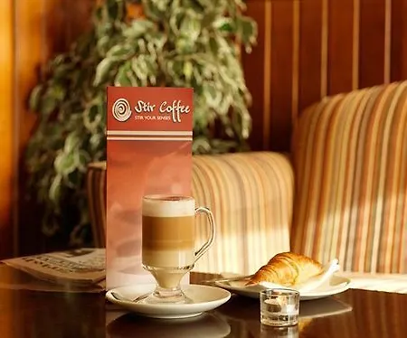 Maldron & Leisure Centre, Galway 4* Oranmore