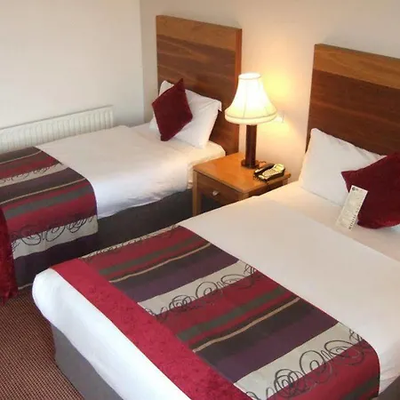 Maldron & Leisure Centre, Galway 4*